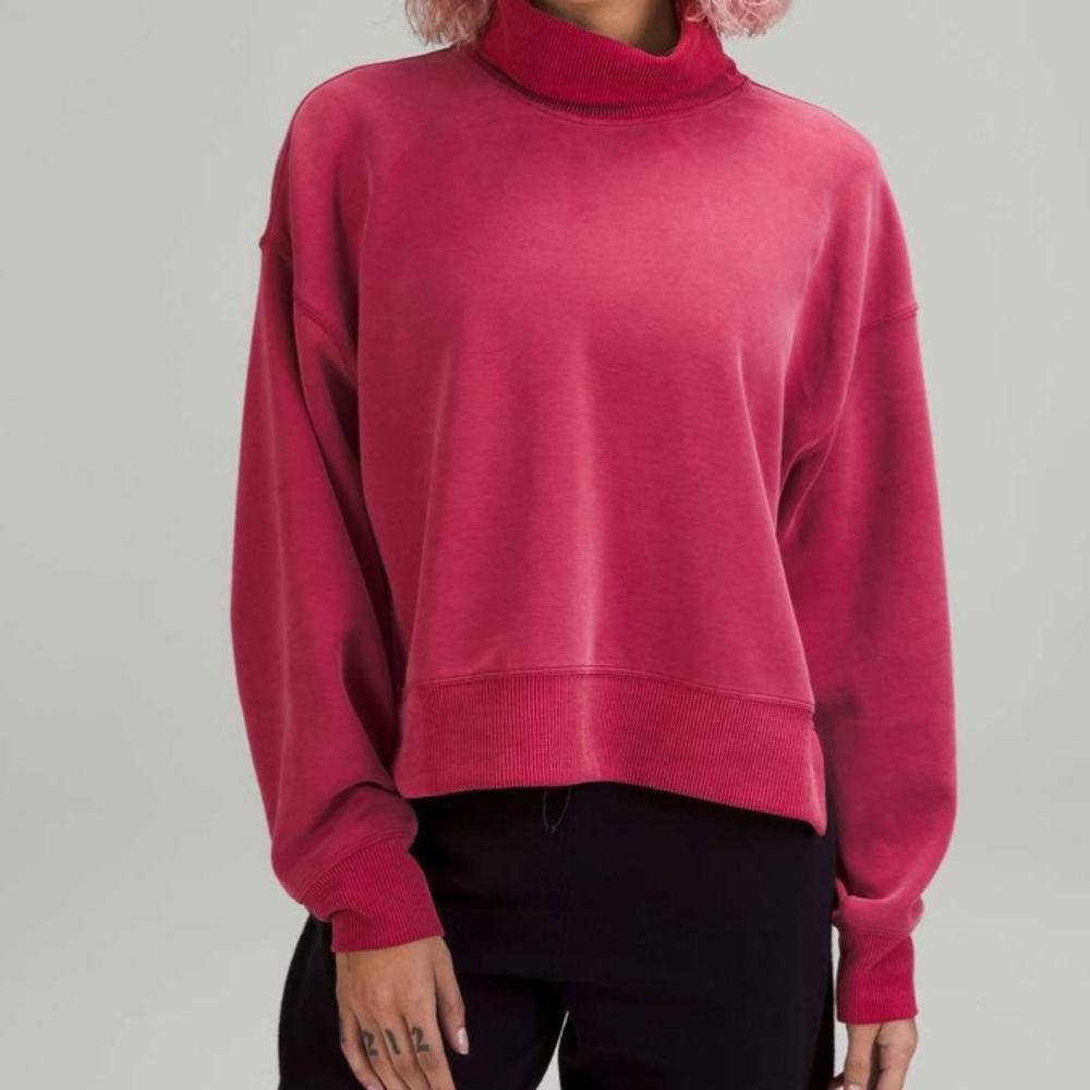 lululemon softstreme turtleneck pullover pomegranate size 6